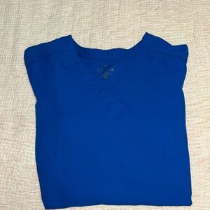 Women’s Med couture 3 Pocket scrubs top